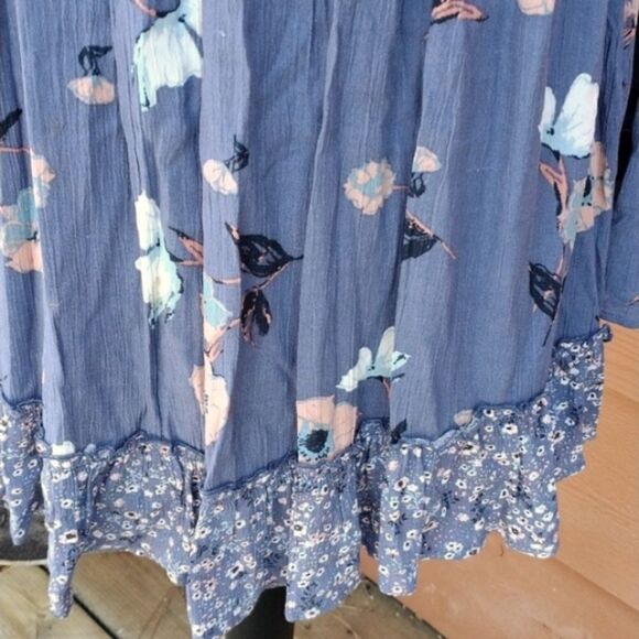 Shyanne Dress  - Picture 5 of 12